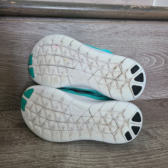 Nike kids toddler free rn shoes sz 10.5 - Picture 5 of 6